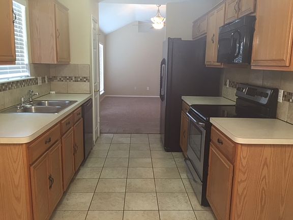4th image of 1325 Misty Dr