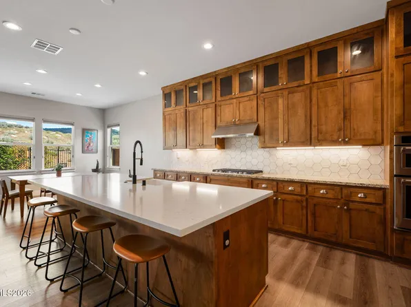 297 Commodore Dr, Verdi, NV 89439