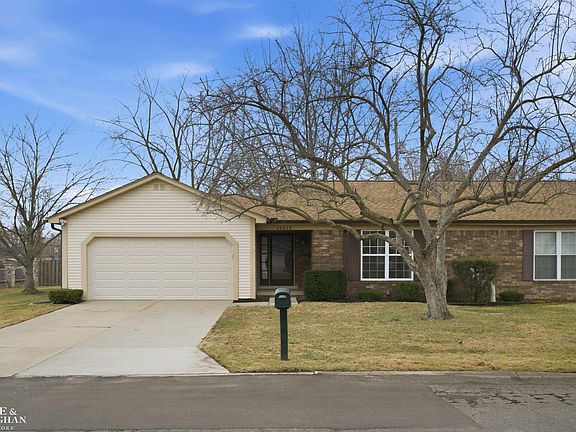 2nd image of 22826 Shoreview Ct