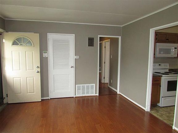 4th image of 219 Teri St