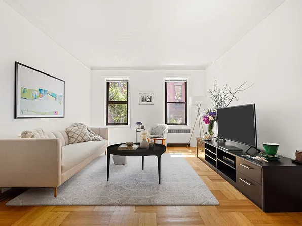 71 Ocean Pkwy APT 2J, Brooklyn, NY 11218