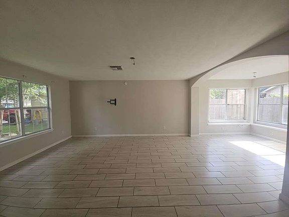 3rd image of 12226 Greensbrook Forest Dr