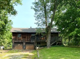 9204 E Lakeshore Dr, Ozawkie, KS 66070