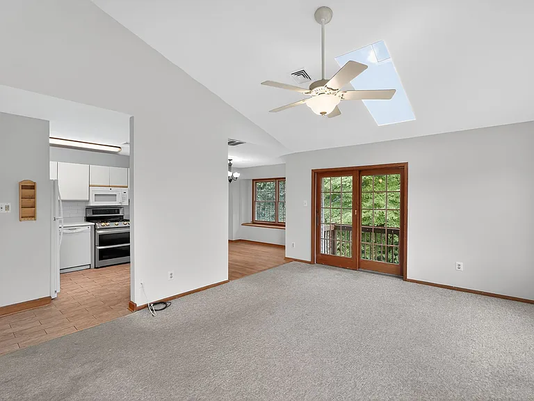 131 Chalkboard Ct — Photo 13