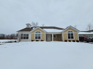 104 Narragansett Rd, Hebron, OH