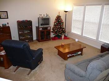 4th image of 2209 Tullamore Cir