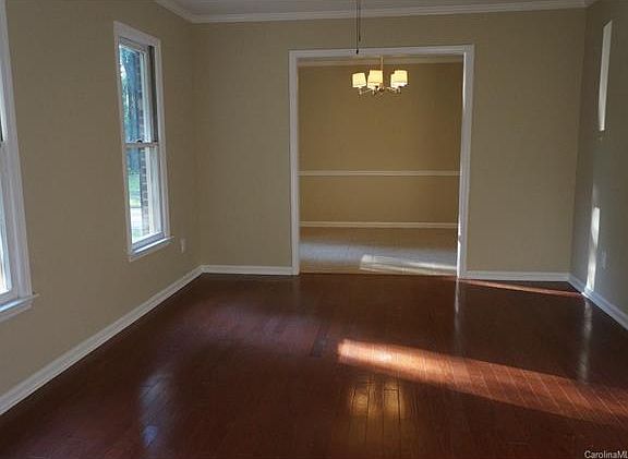 4th image of 7611 Farm Gate Dr