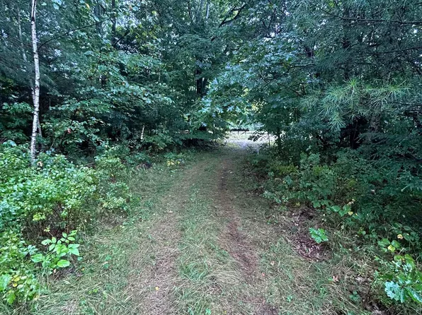 County Road, Bradford, NH 03221