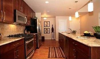5th image of 8165 E Lowry Blvd Unit 106