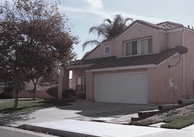 1st image of 23935 Lone Pine Dr
