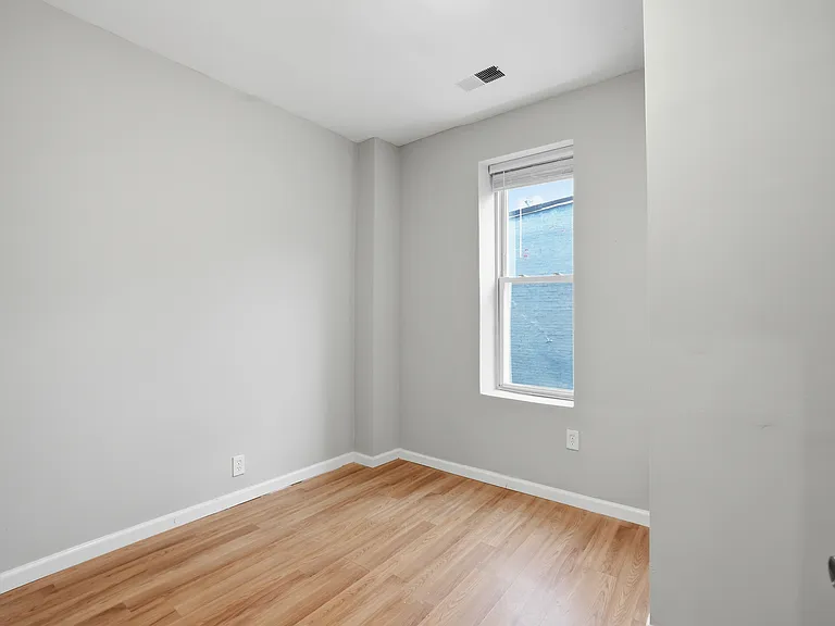 1320 Florida Ave NE — Photo 27