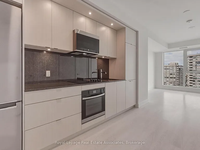 25 Cordova Ave #1914 — Photo 2