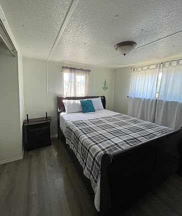 5th image of 4068 Rainbow Dr