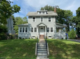 10 Overhill Rd, Verona, NJ 07044