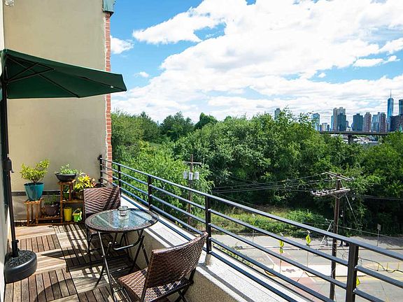 2nd image of 473 Newark Ave #11