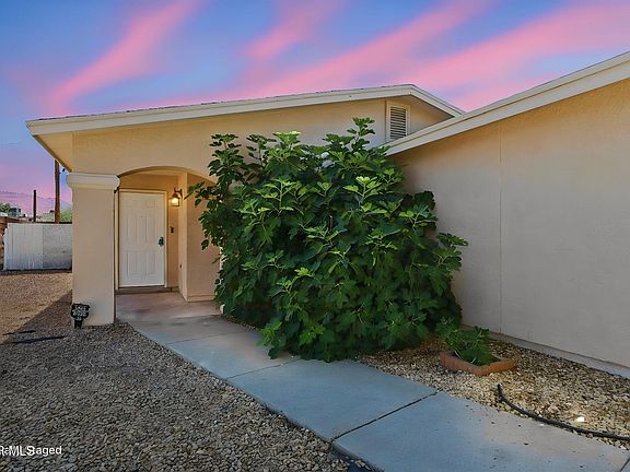 2nd image of 7017 Pandora St