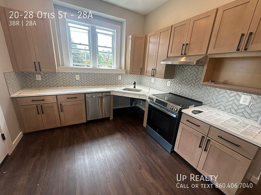 1st image of 20-28 Otis St #28A