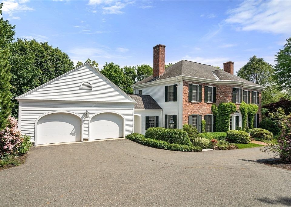 1st image of 21 Wellington Ln