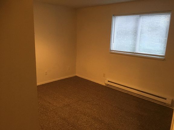 4th image of 1208 S Olympia Pl APT B