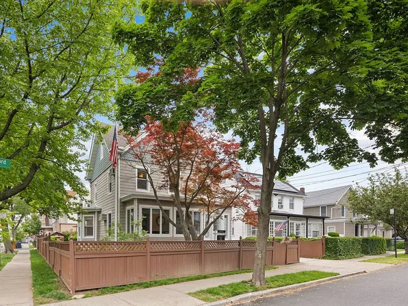 551 Minnieford Ave, Bronx, NY 10464