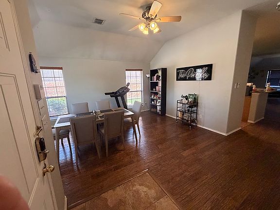 Big formal dining with engineer floor to host holidays & family meals
