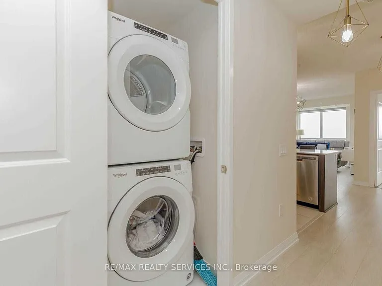 35 Watergarden Dr #2517 — Photo 25