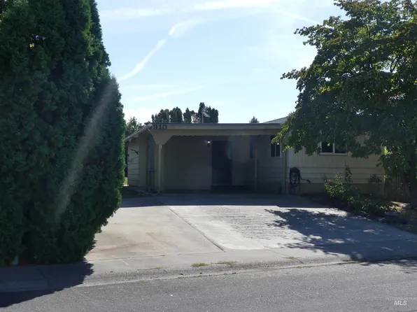 910 Hawthorne St, Lewiston, ID 83501
