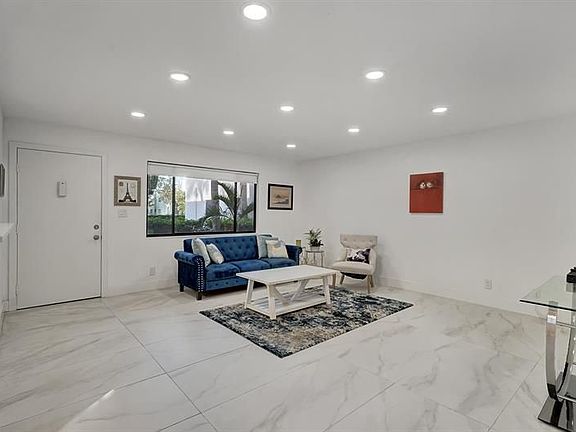 3rd image of 15090 Ashland Pl APT 149