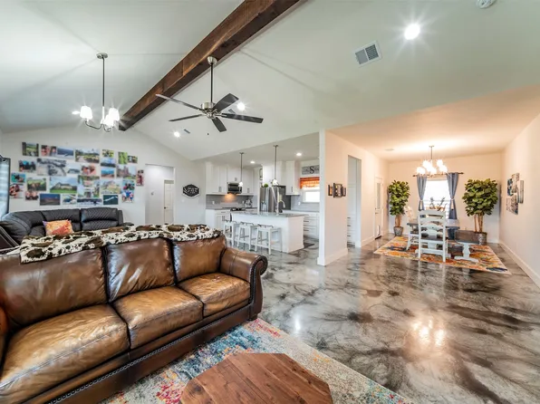 70 Ruidoso Way, Mineral Wells, TX 76067