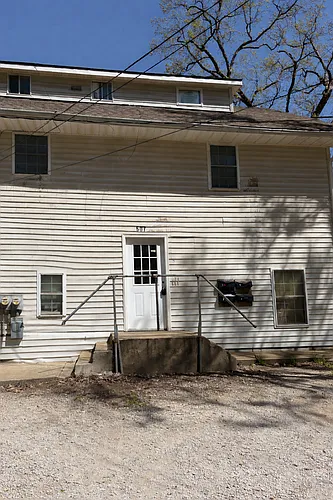 507 Henrie St Photo 1