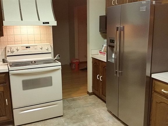 4th image of 12000 Kumquat St NW
