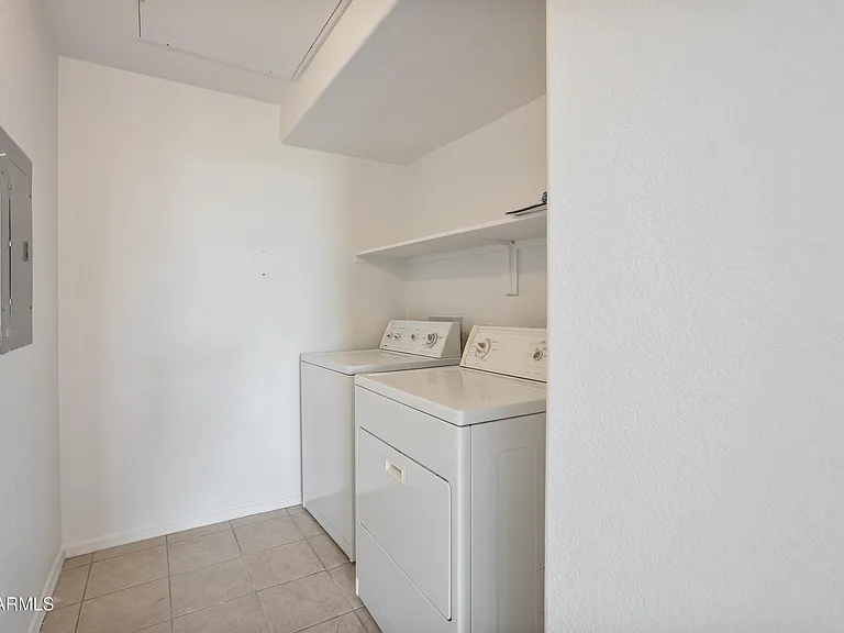 1335 E June St #205 — Photo 27