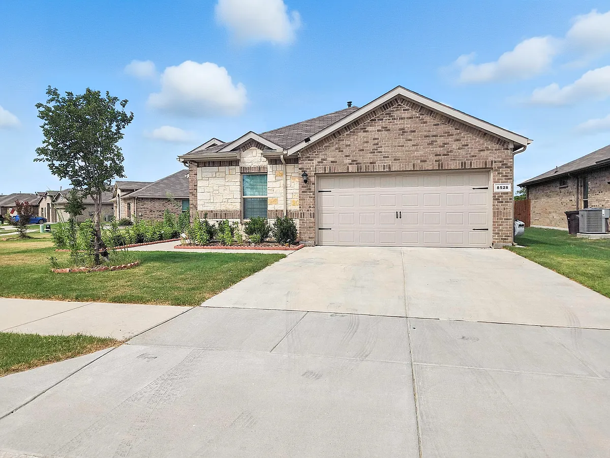 Building Photo - 8528 Berry Crest St