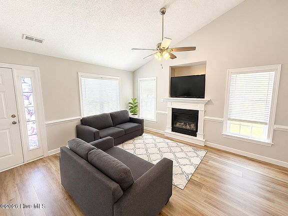 2nd image of 327 Johnson Lane