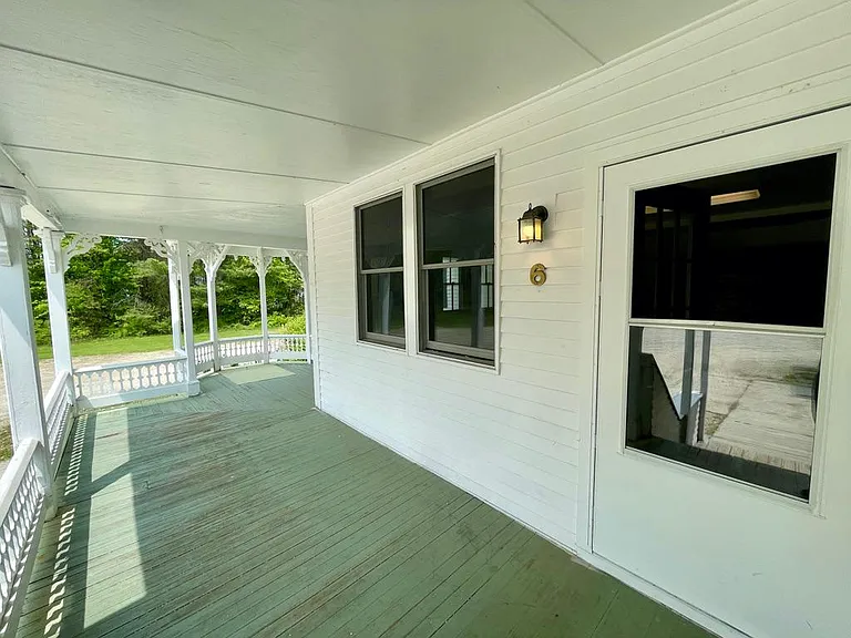 45 Holbrook Ave #6 — Photo 12