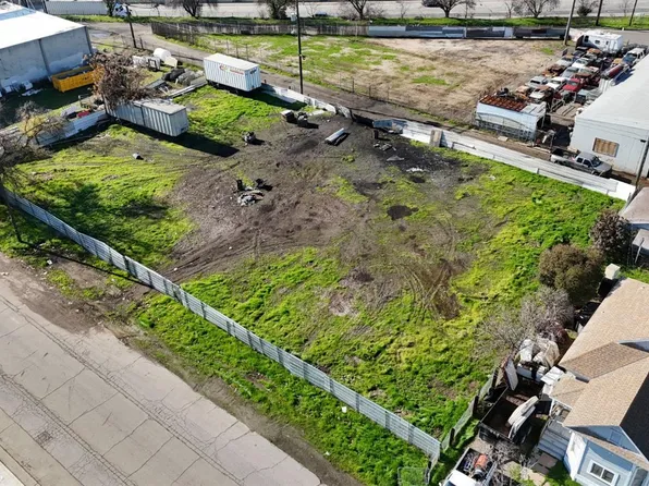 2364 S Anna St, Fresno, CA 93706