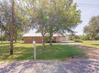 329 Davies Rd, Inez, TX 77968