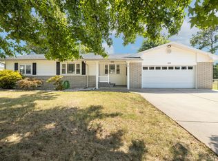 1101 NW 9th St, Bentonville, AR 72712