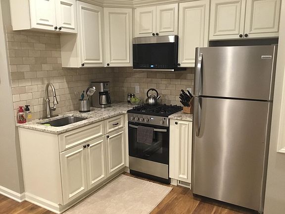 5th image of 197 N Ellicott St #2