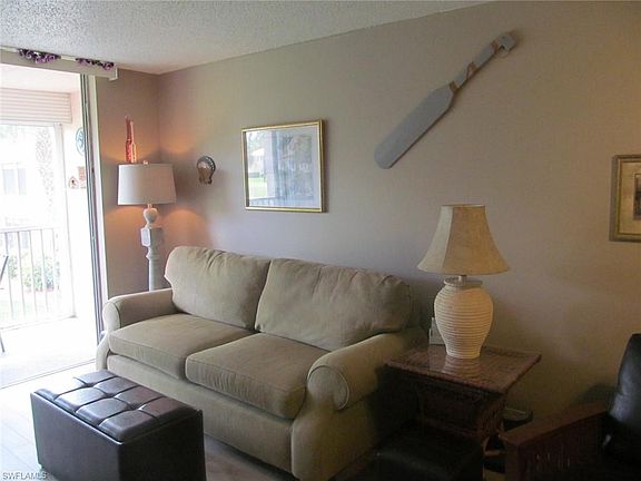 5th image of 175 Turtle Lake Ct #9-205