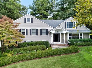 28 Cayuga Way, Short Hills, NJ 07078