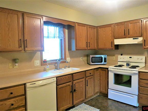 4th image of 424 Lesueur Ave