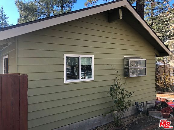3rd image of 32783 Badger Ln
