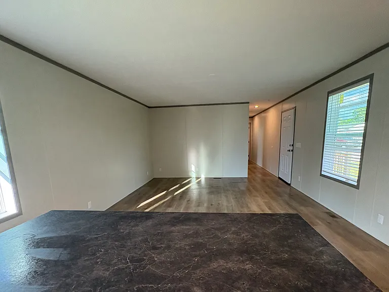 397 Melrose Ln — Photo 3
