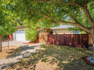 1014 W Perkins St, Ukiah, CA 95482