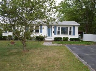 99 Swansom Rd, Swansea, MA 02777