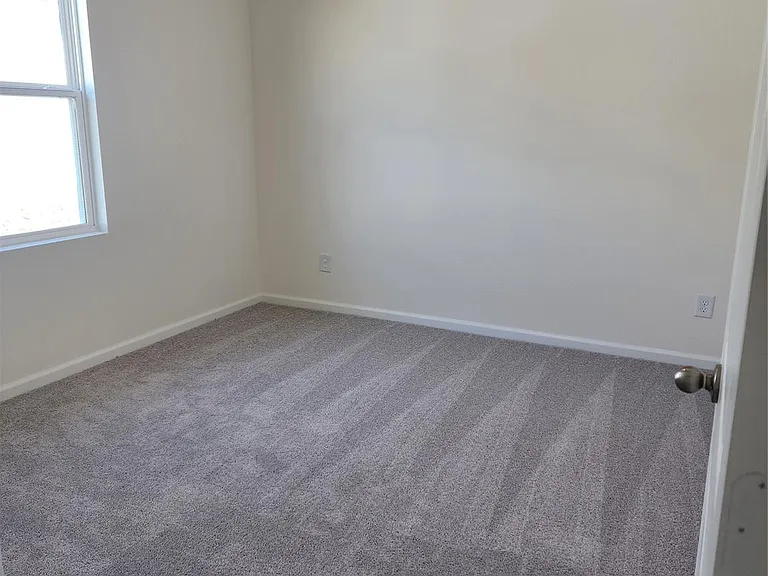 31306 Gayle Prairie Oaks St — Photo 13