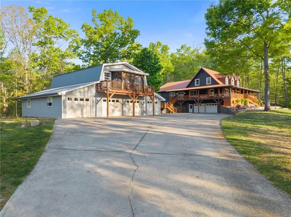 150 Unicorn Trl, Blairsville, GA 30512