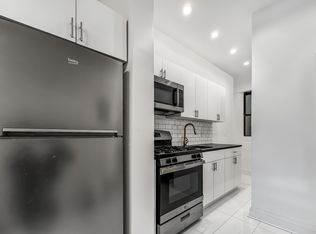 305 Spring St APT 1B, New York, NY 10013