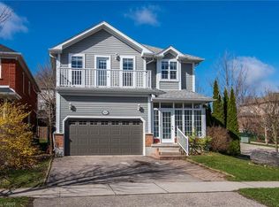621 Salzburg Dr, Waterloo, ON N2V2L5
